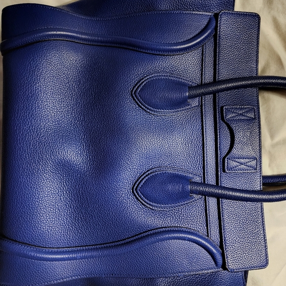 100% Authentic Céline Bag regular size! Luggage - Picture 11 of 14